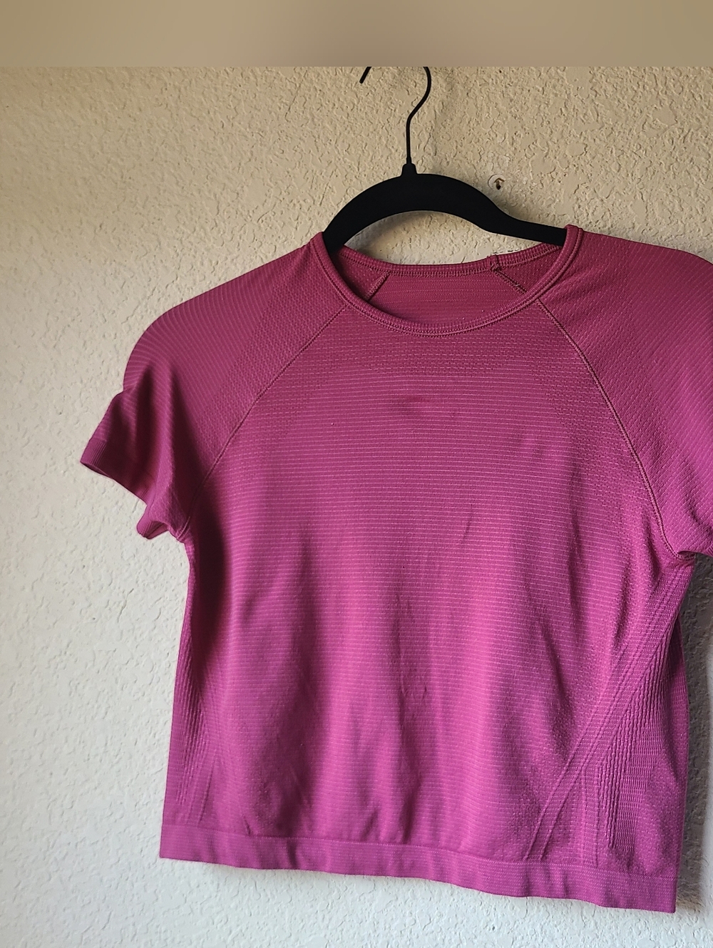 Athleta Women's Pink Short-Sleeve Active Top Size XS